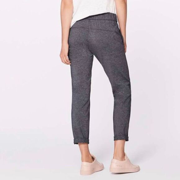 Lululemon Heathered Black On The Fly Pant *28" 4 - Picture 2 of 8